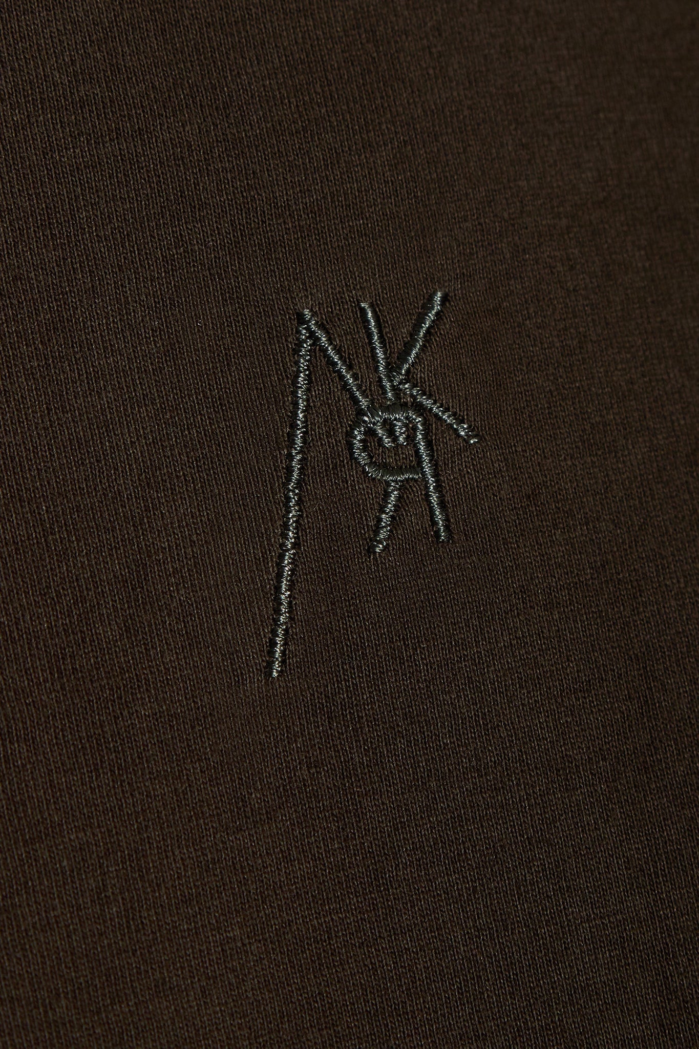 AKR EMBROIDERED T-SHIRT