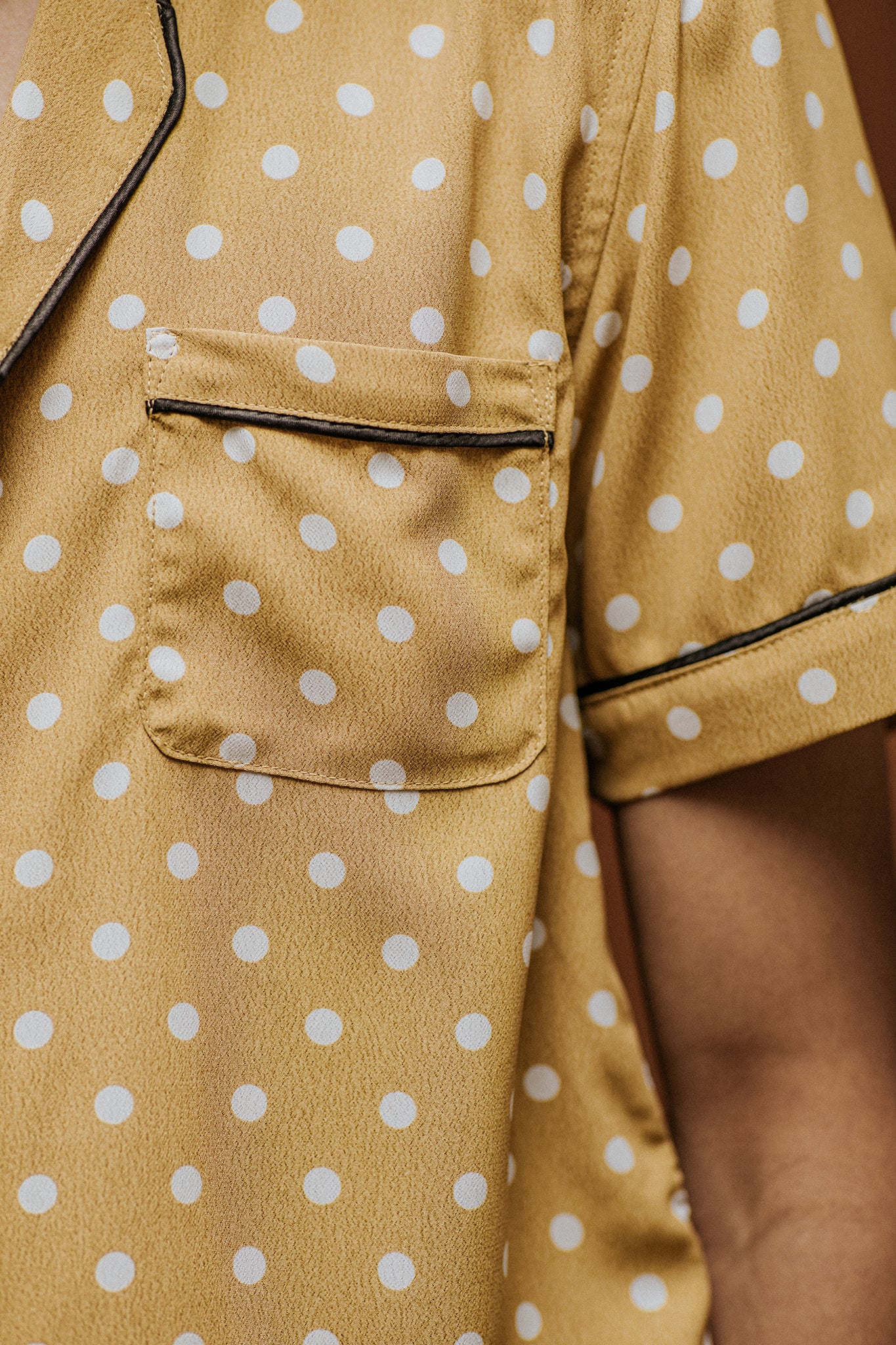 PIPED MUSTARD POLKA-DOT RESORT SHIRT