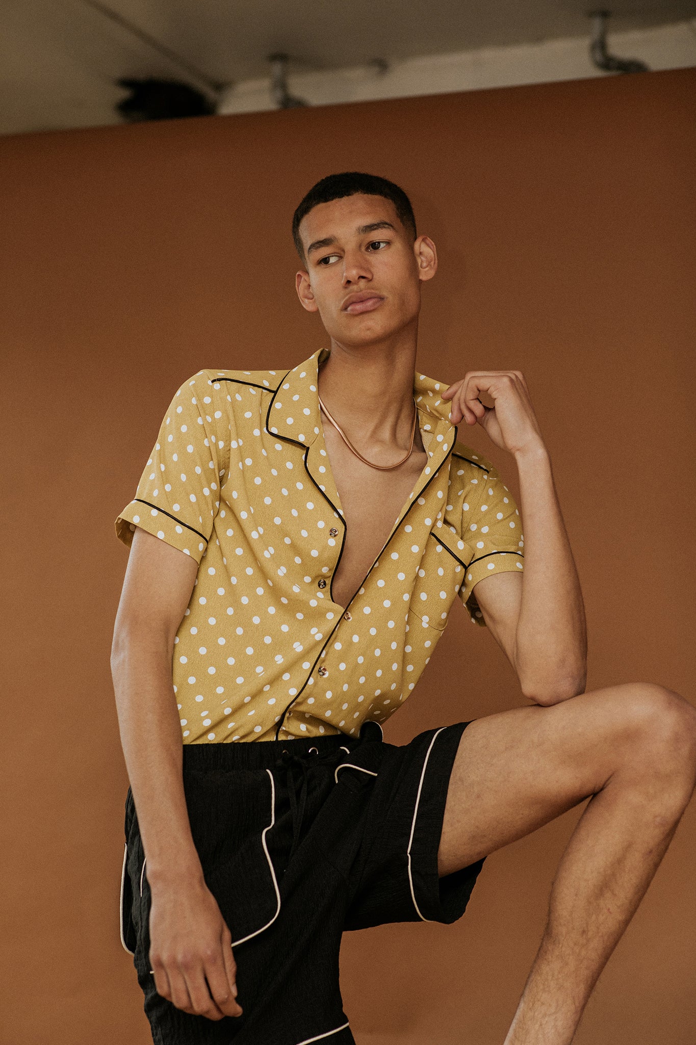 PIPED MUSTARD POLKA-DOT RESORT SHIRT